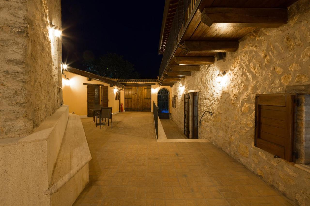 Borgo Incantato Spoleto Pompagnano エクステリア 写真